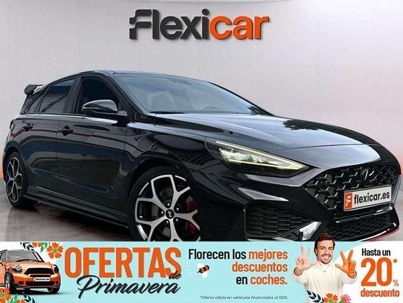 Usado Hyundai i30 250 CV (183 kW) 2023 Negro Utilitario