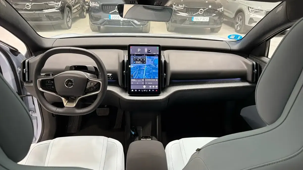 Usado Volvo EX30 Ultra 200 kW (272 CV) 2024 SUV