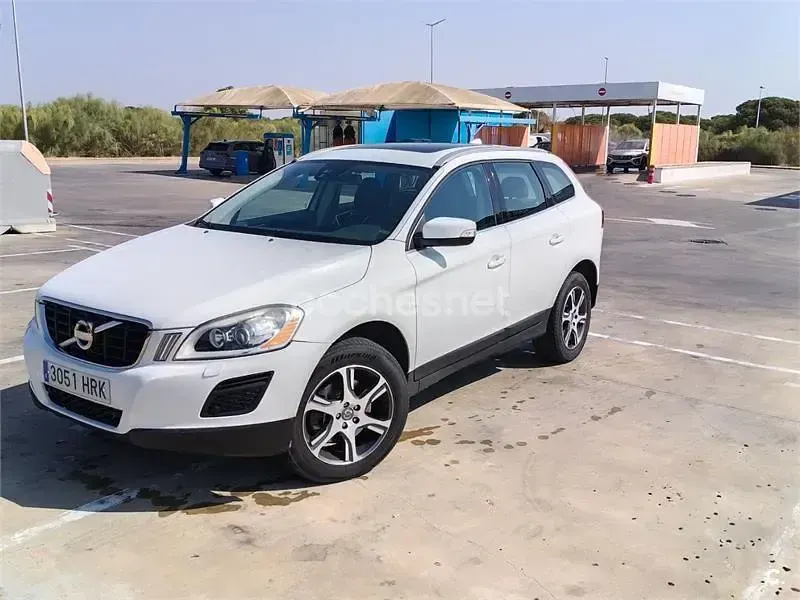 Usado Volvo XC60 R-Design 215 CV (158 kW) 2013 Blanco SUV
