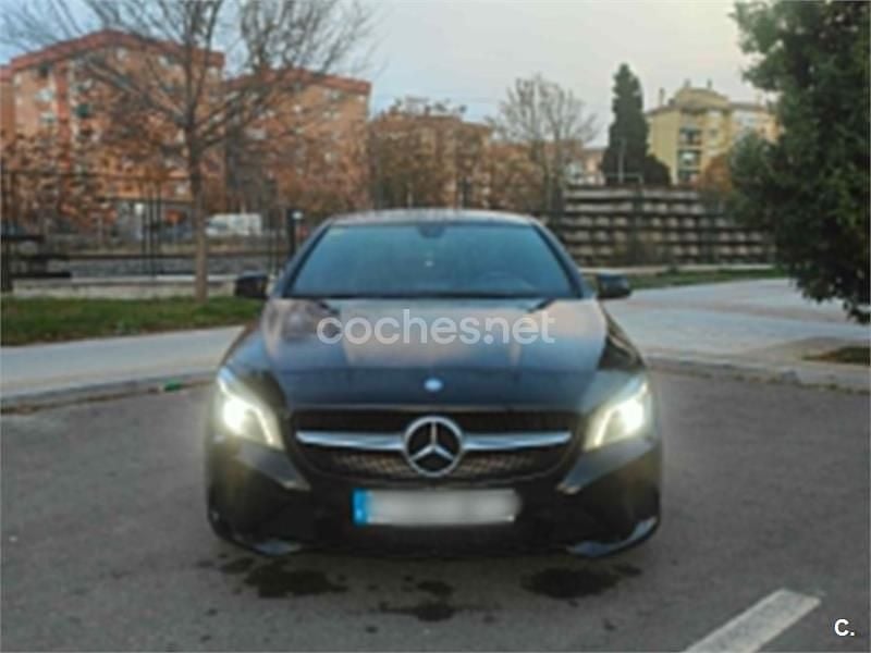 Usado Mercedes CLA220 AMG line 170 CV (125 kW) 2014 Negro Berlina