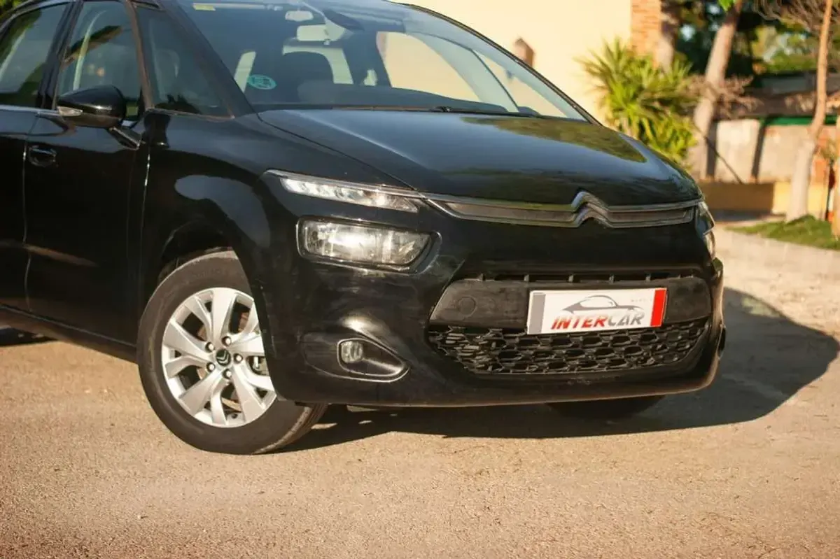 Usado Citroën C4 First 109 CV (80 kW) 2016 Negro Monovolumen