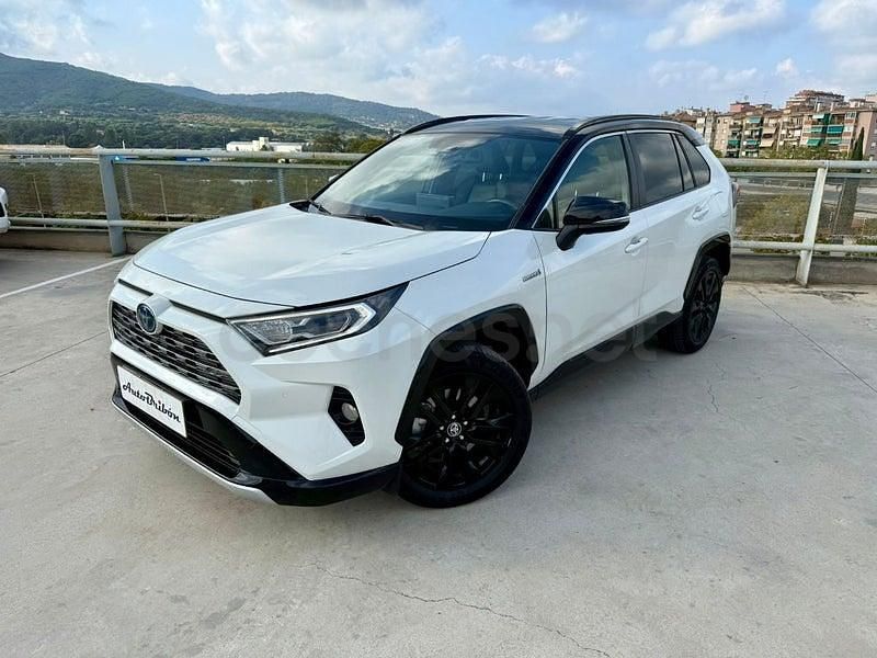 Usado Toyota RAV4 Hybrid Style 222 CV (163 kW) 2021 Blanco SUV