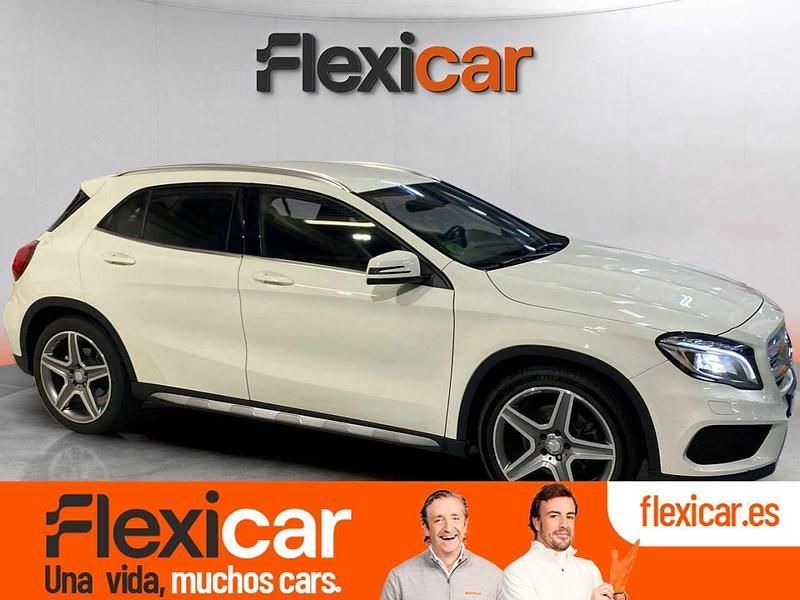 Blanco Usado 2015 Mercedes GLA220 AMG line SUV | 19.260 € (Precio justo) - Imagen 1/4