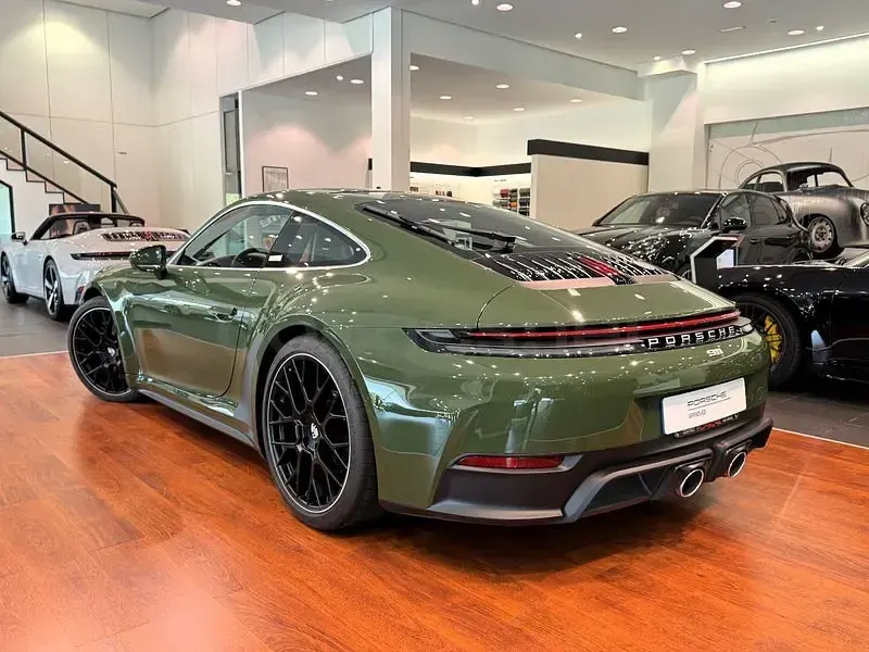 Usado Porsche 911 Carrera GTS 541 CV (397 kW) 2025 Verde Coupe