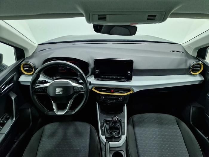 Usado Seat Arona Style 115 CV (84 kW) 2025 Gris SUV