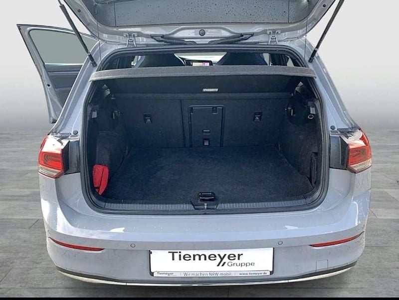 Usado VW Golf VIII GTE 245 CV (180 kW) 2022 Gris Utilitario