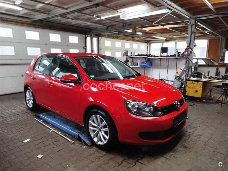 Usado VW Golf VI Advance 122 CV (89 kW) 2009 Rojo Utilitario