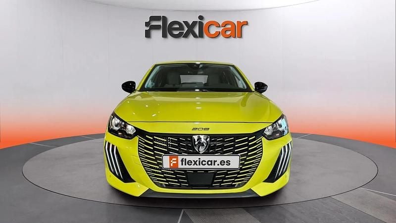 Occasion Peugeot 208 Allure 101 PK (74 kW) 2025 Geel Hatchback