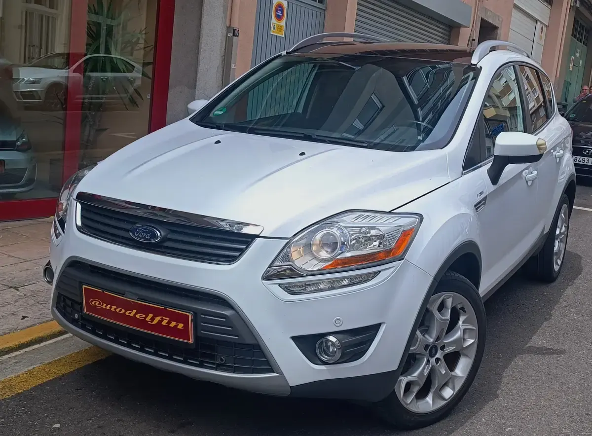 Usado Ford Kuga Titanium 163 CV (119 kW) 2012 Blanco SUV