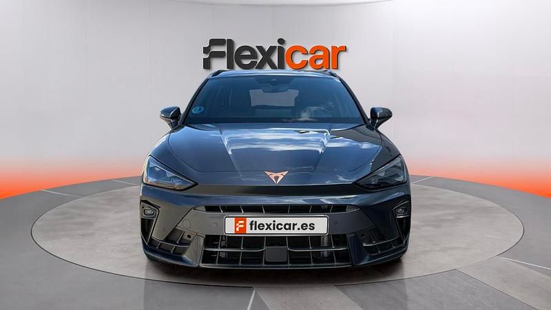 Usado Cupra Leon 150 CV (110 kW) 2025 Negro Familiar
