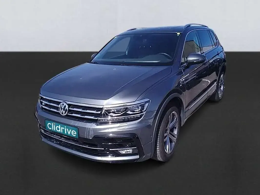 Begagnad VW Tiguan Allspace R-line 150 HK (110 kW) 2020 Grå SUV