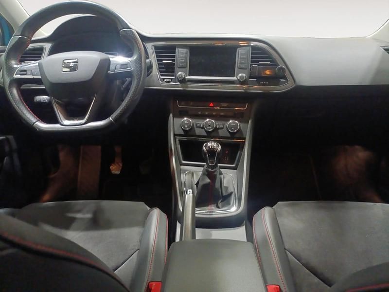 Usado Seat Leon FR 150 CV (110 kW) 2016 Azul