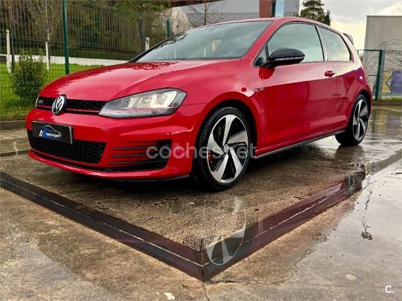 Usado VW Golf VII GTI 220 CV (161 kW) 2013 Rojo Berlina