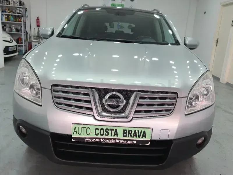 Usado Nissan Qashqai Tekna 115 CV (84 kW) 2010 Gris / plata SUV