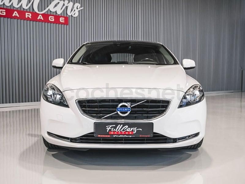 Usado Volvo V40 Summum 190 CV (139 kW) 2014 Blanco Berlina