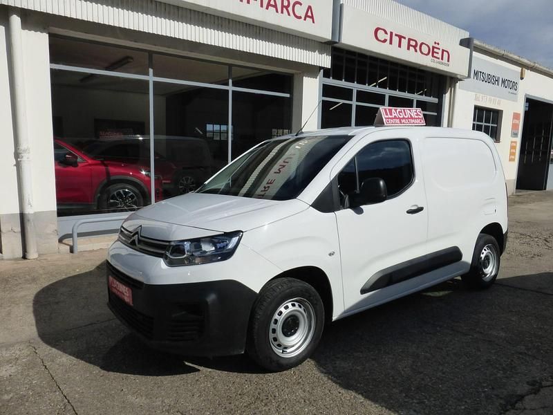 Usado Citroën Berlingo 100 CV (73 kW) 2020 Blanco Monovolumen