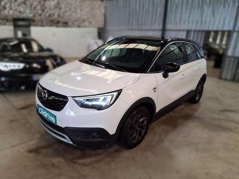 Usado Ford Focus ST-Line 125 CV (91 kW) 2021 Blanco Berlina