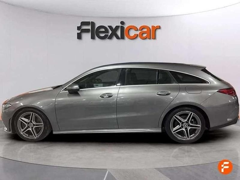 Usado Mercedes CLA200 Shooting Brake 163 CV (119 kW) 2020 Gris Familiar