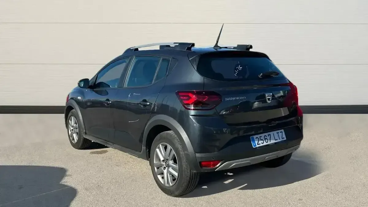 Occasion Dacia Sandero Comfort 91 PK (66 kW) 2021 Grijs Sedan