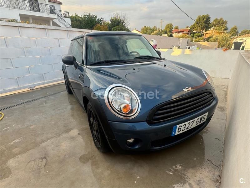 Usado Mini ONE 75 CV (55 kW) 2010 Azul Utilitario
