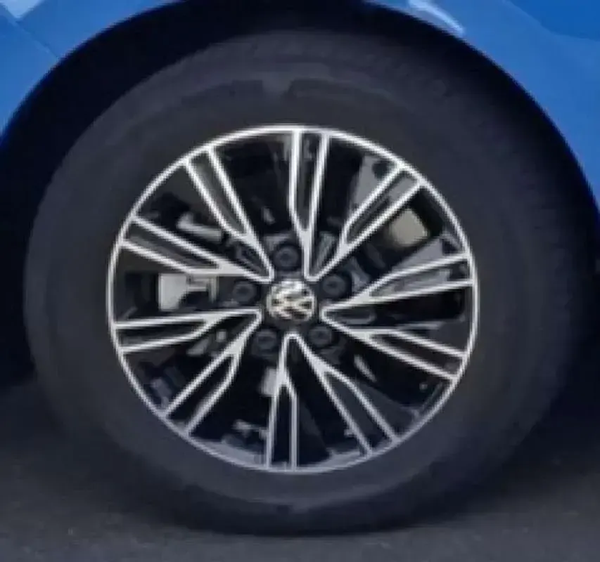 Usado VW Multivan Life 245 CV (180 kW) 2026 Azul Monovolumen