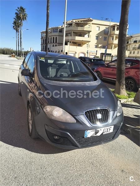 Usado Seat Altea Reference 105 CV (77 kW) 2010 Negro Monovolumen