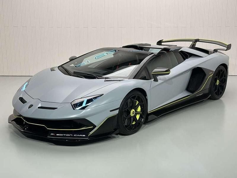Gris Usado 2020 Lamborghini Aventador Descapotable | 699.900 € - Imagen 1/4