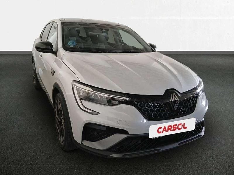 Begagnad Renault Arkana Esprit Alpine 159 HK (116 kW) 2024 Vit SUV