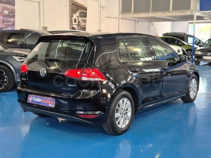 Usado VW Golf VII Business 110 CV (80 kW) 2014 Negro Berlina