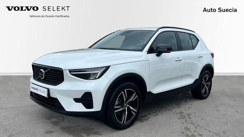 Nuevo Volvo XC40 Plus 163 CV (119 kW) 2025 Blanco SUV