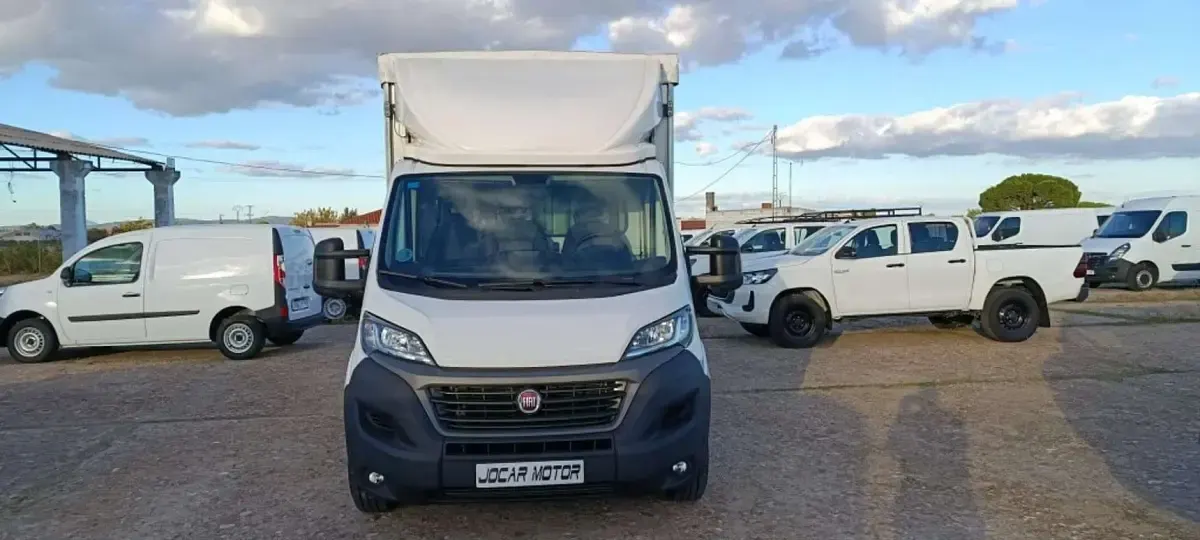 Usado Fiat Ducato 140 CV (102 kW) 2021 Blanco Van