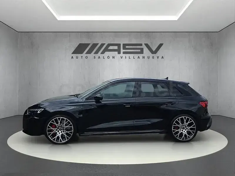 Usado Audi RS3 400 CV (294 kW) 2025 Negro Berlina