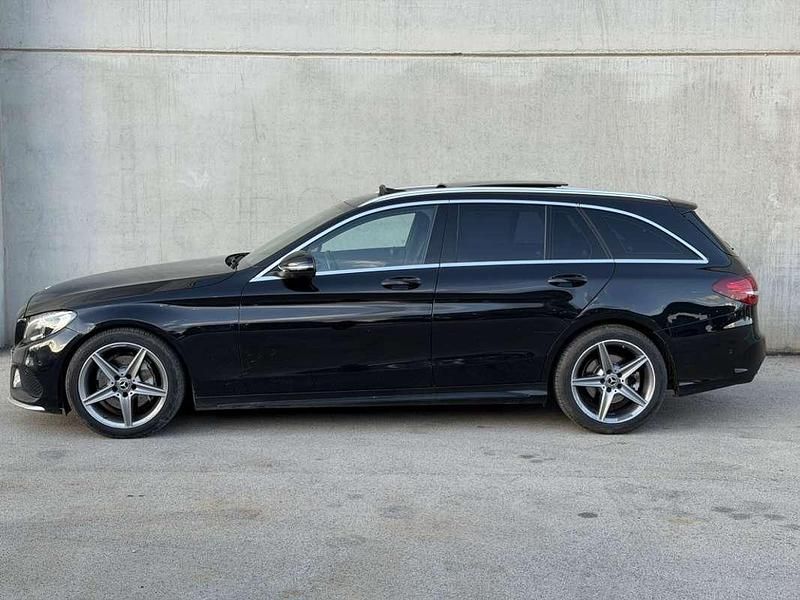 Używany Mercedes C200 150 KM (110 kW) 2018 Czarny Kombi