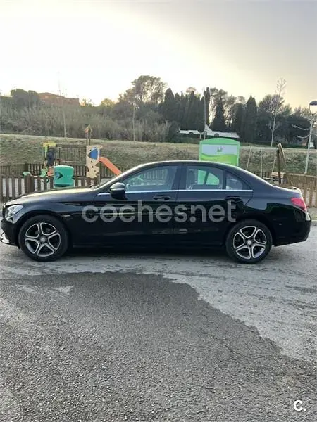 Usado Mercedes C220 Avantgarde 170 CV (125 kW) 2016 Negro Berlina