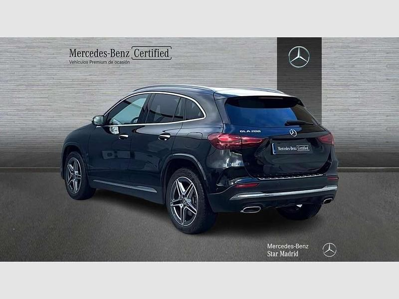 Usado Mercedes GLA250 218 CV (160 kW) 2025 Negro SUV