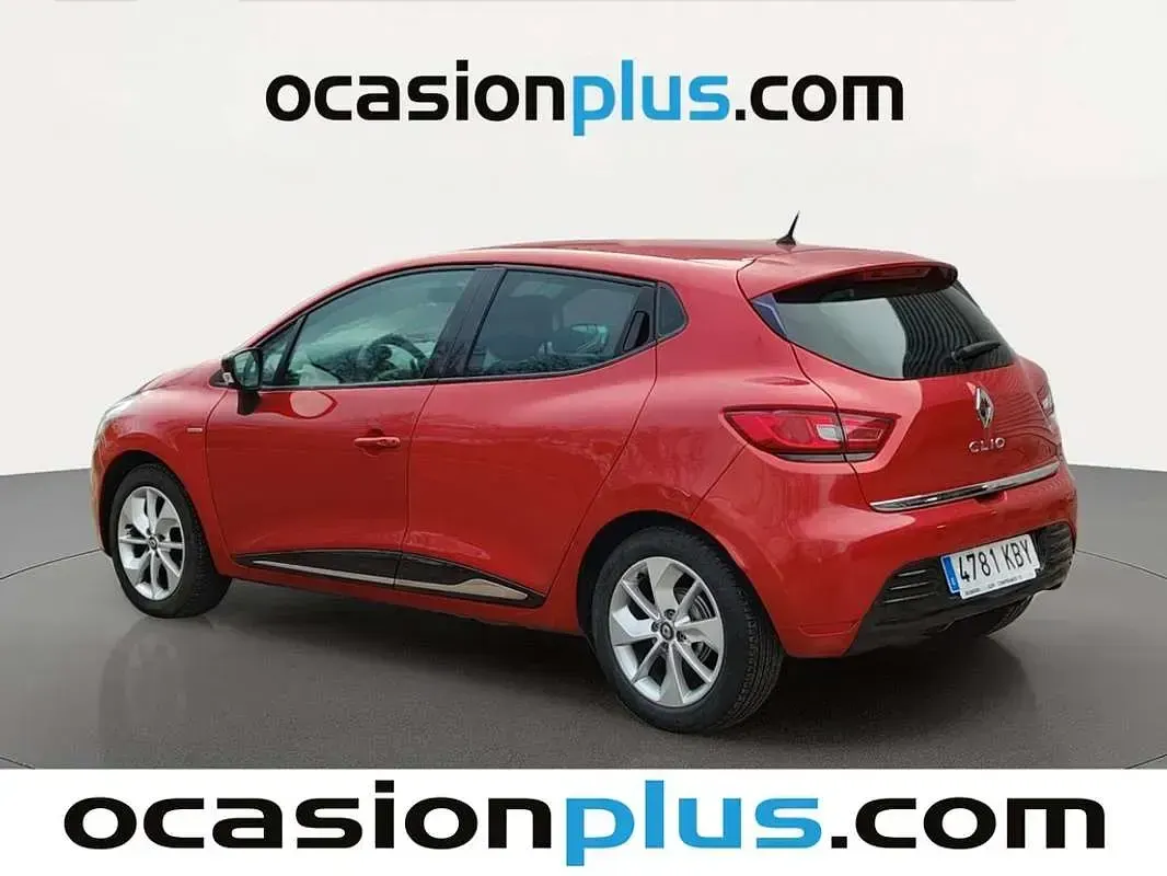 Usado Renault Clio LIMITED 90 CV (66 kW) 2017 Rojo Utilitario