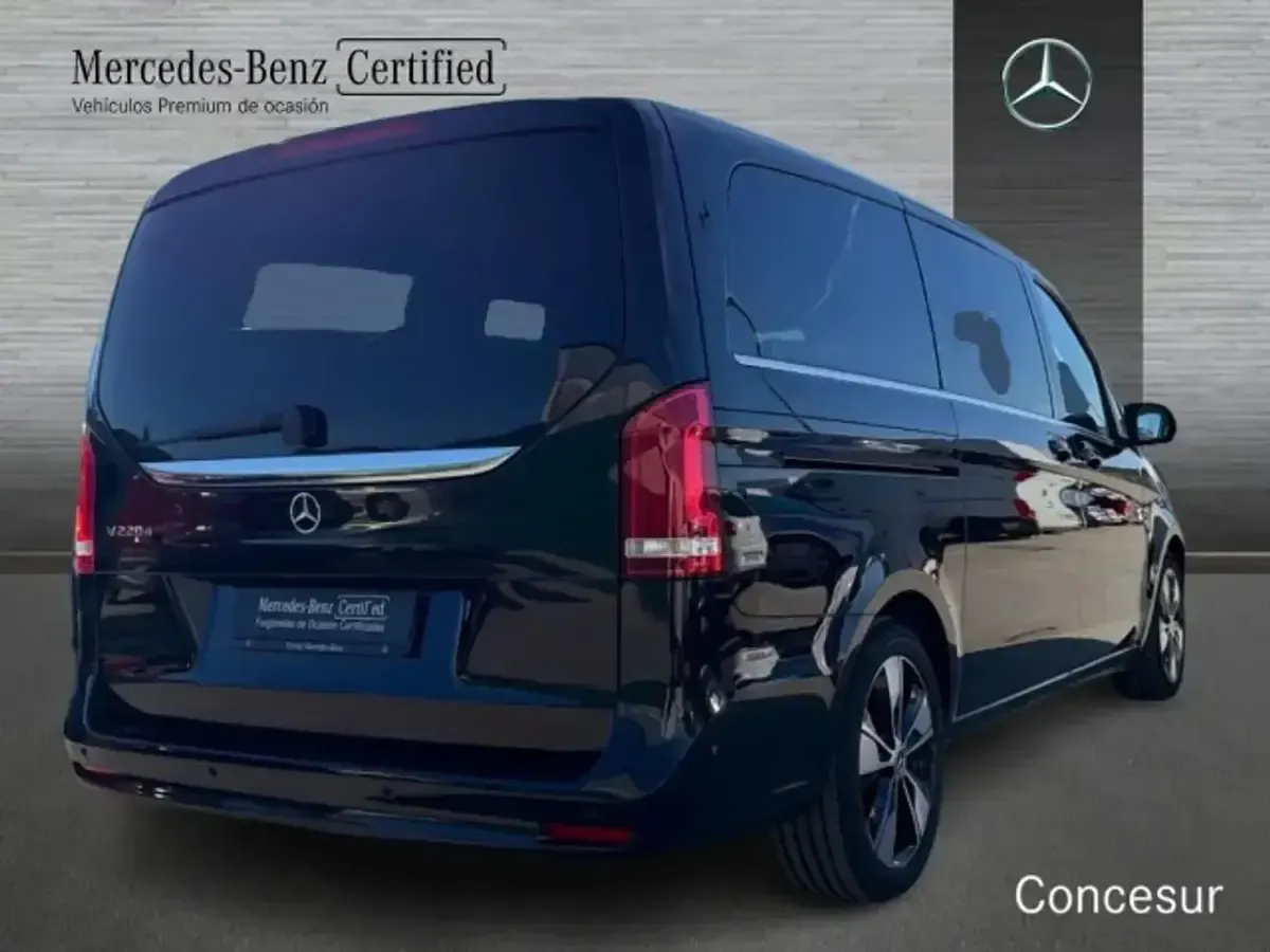 Usado Mercedes V220 Avantgarde 163 CV (119 kW) 2023 Negro Monovolumen