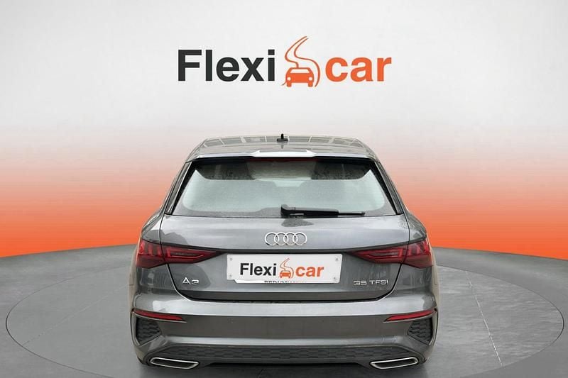 Usado Audi A3 S-Line 150 CV (110 kW) 2020 Gris Berlina