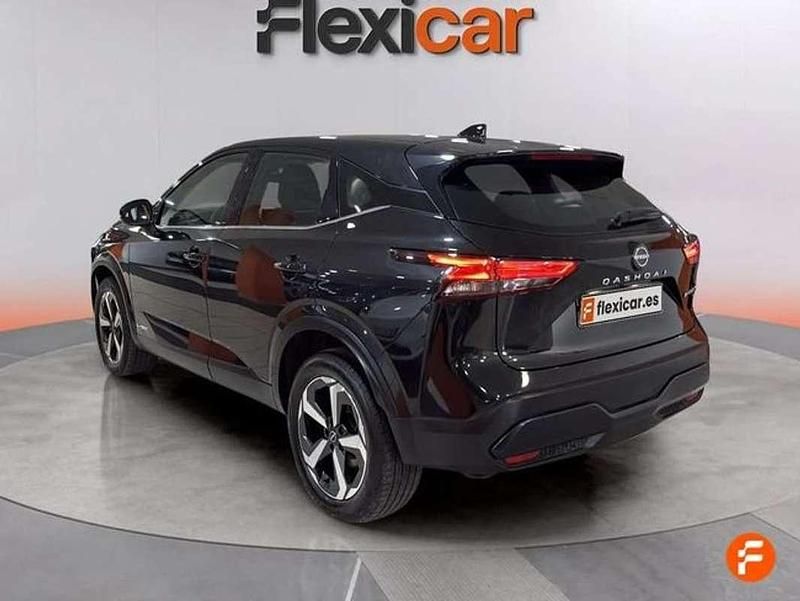Usado Nissan Qashqai Acenta 190 CV (139 kW) 2024 Negro SUV