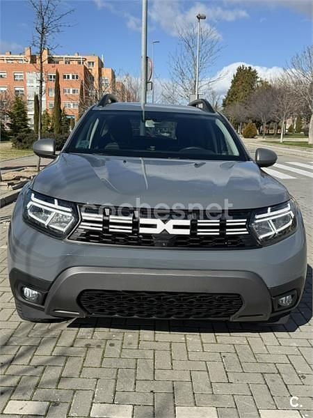 Gris / plata Usado 2023 Dacia Duster Journey SUV | 19.900 € (Precio justo) - Imagen 1/4