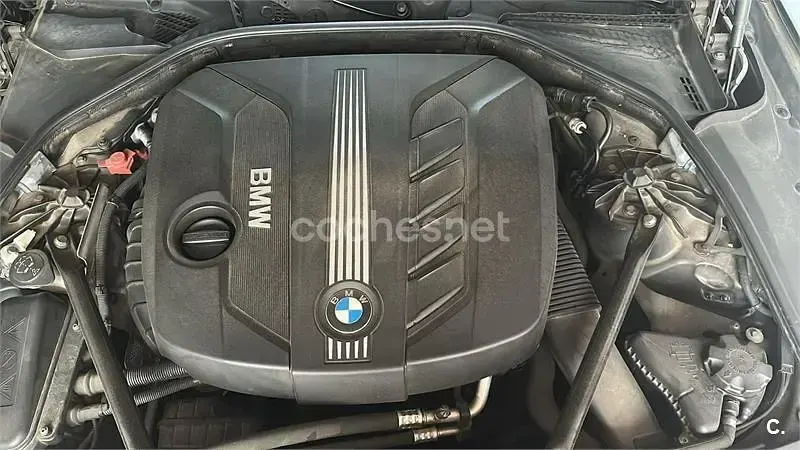 Usado BMW 520 184 CV (135 kW) 2012 Negro Familiar