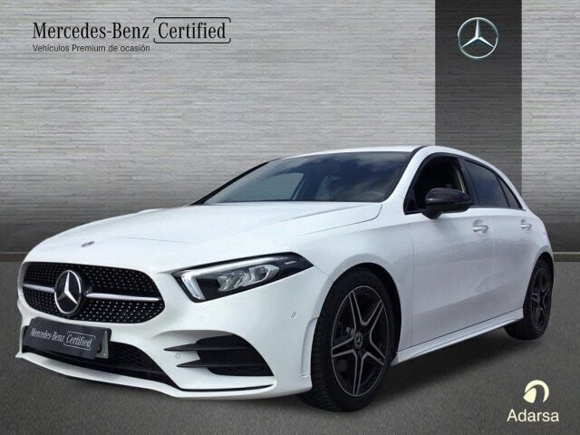 Blanco Usado 2022 Mercedes A180 AMG line Berlina | 28.900 € (Precio justo) - Imagen 1/4