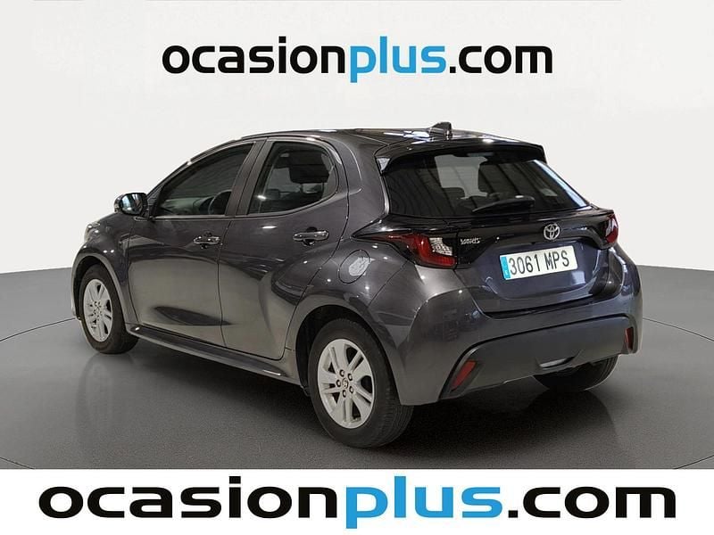 Usado Toyota Yaris Edition 125 CV (91 kW) 2024 Gris Utilitario