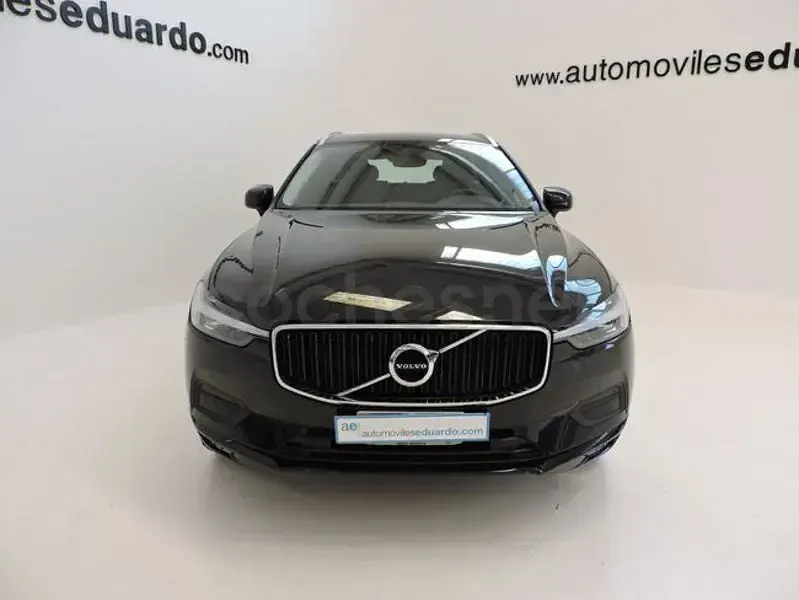 Usado Volvo XC60 Momentum 197 CV (144 kW) 2021 Negro SUV