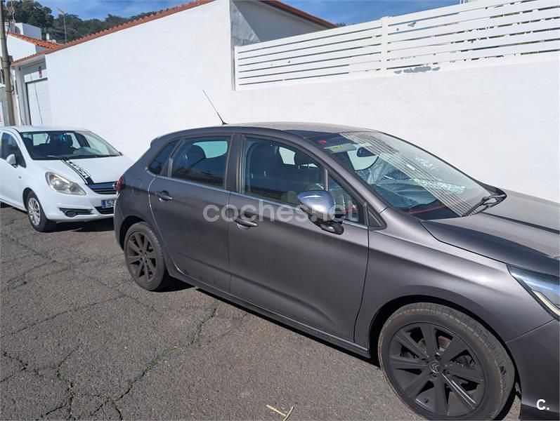 Usado Citroën C4 Feel 110 CV (80 kW) 2017 Gris / plata Berlina