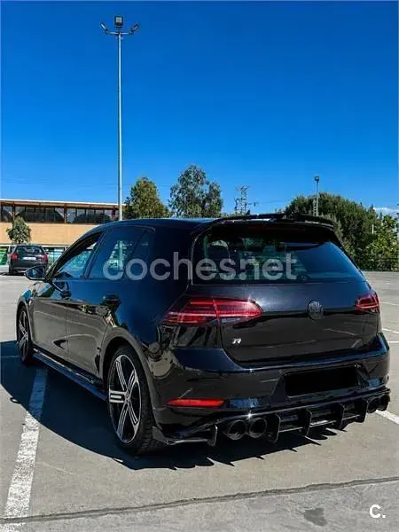 Usado VW Golf VII R 310 CV (228 kW) 2018 Negro Berlina