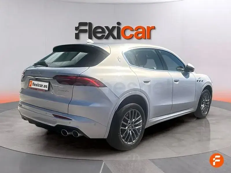 Usado Maserati Grecale GT 300 CV (220 kW) 2023 Gris / plata SUV