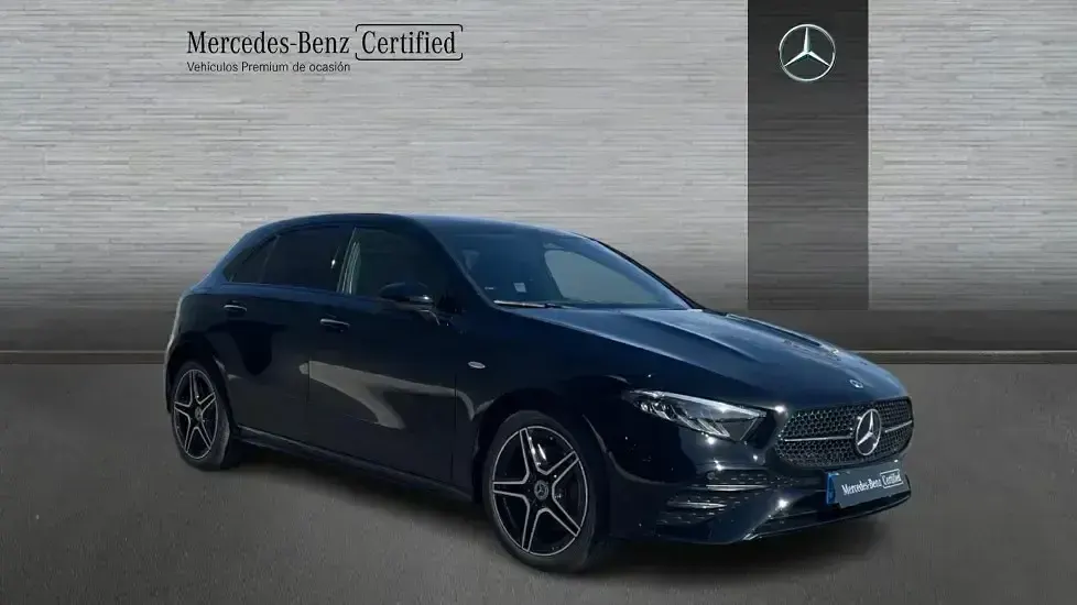 Nuevo Mercedes A250 218 CV (160 kW) 2025 Negro Berlina