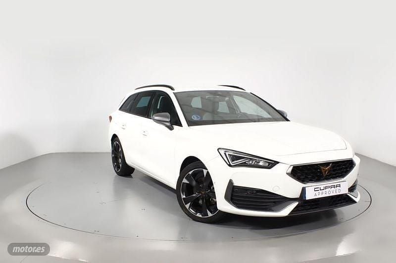 Blanco Usado 2023 Cupra Leon Berlina | 26.400 € (Un poco caro) - Imagen 1/4