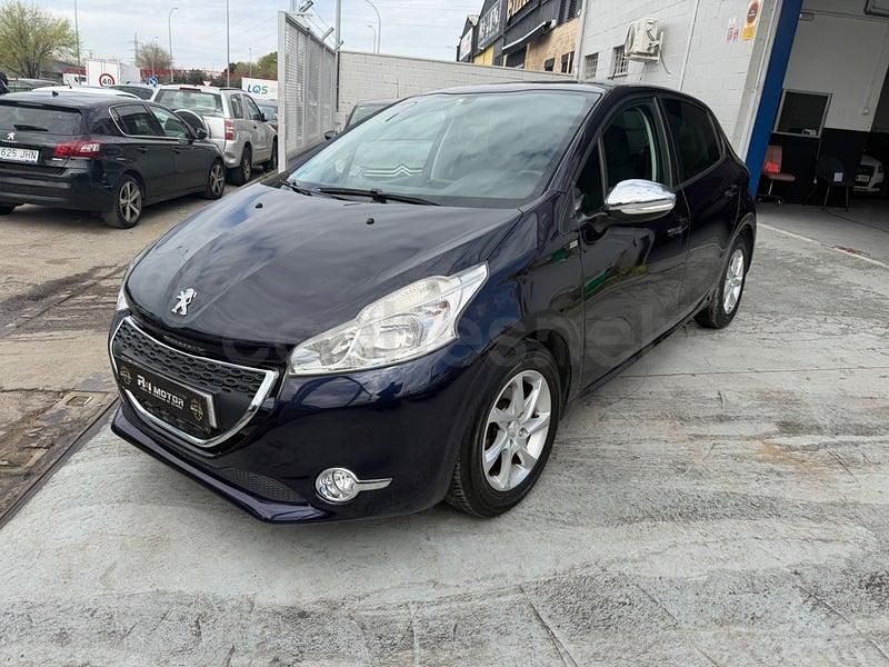 Begagnad Peugeot 208 Active 82 HK (60 kW) 2015 Blå Halvkombi